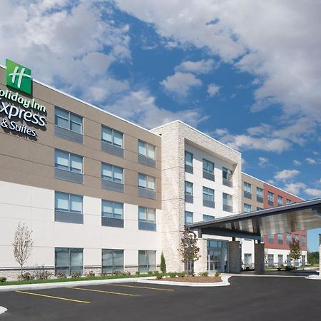 Holiday Inn Express & Suites - Elkhorn - Lake Geneva Area By Ihg Экстерьер фото