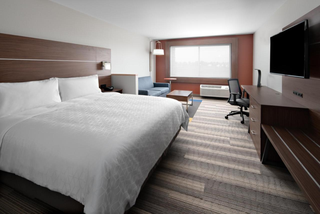 Holiday Inn Express & Suites - Elkhorn - Lake Geneva Area By Ihg Экстерьер фото