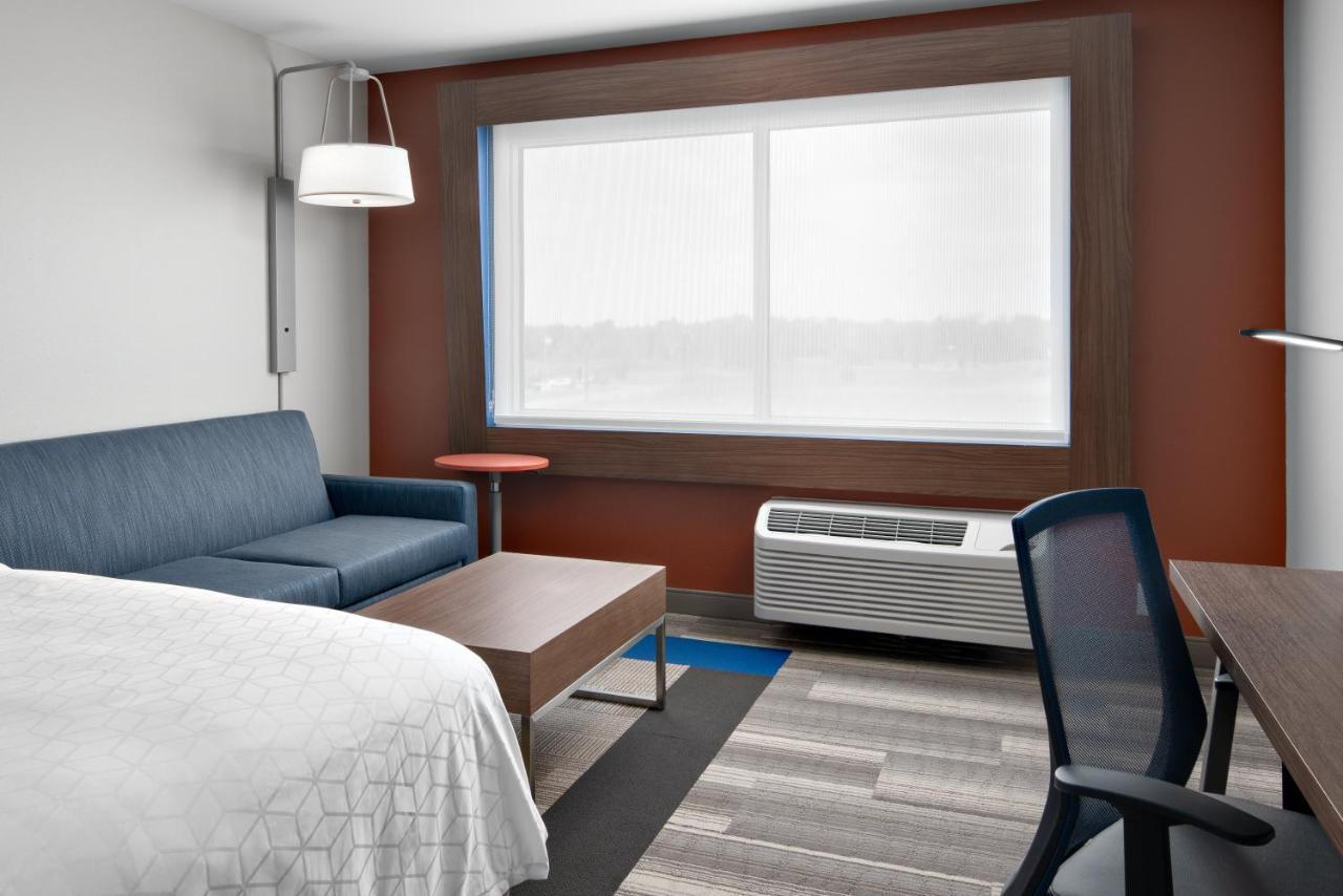 Holiday Inn Express & Suites - Elkhorn - Lake Geneva Area By Ihg Экстерьер фото